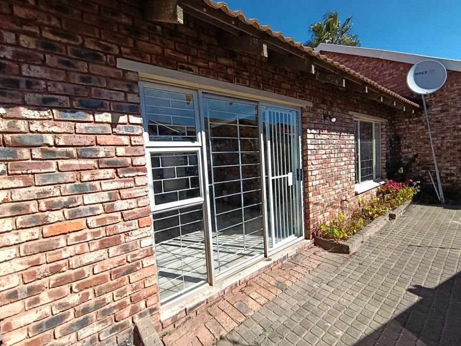 To Let 2 Bedroom Property for Rent in Uitsig Free State